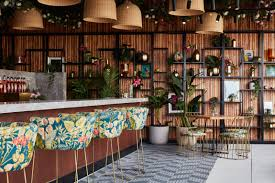 Should I include photos of my restaurant’s interior on my Google Business Profile?