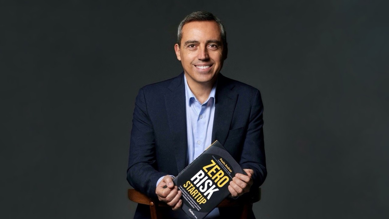 Top Marketing Books for Entrepreneurs in 2025